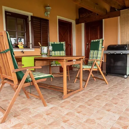 Wineyard Getaway House